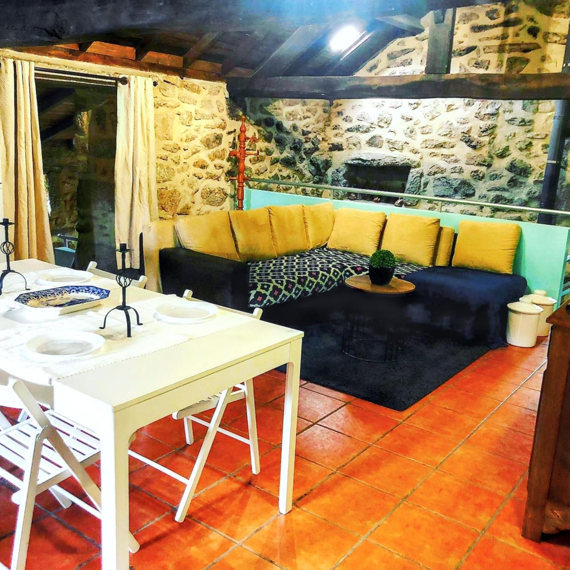 Villa Welcoming House With Mountain View In Agueda Shared Pool Urgueira  Exterior foto